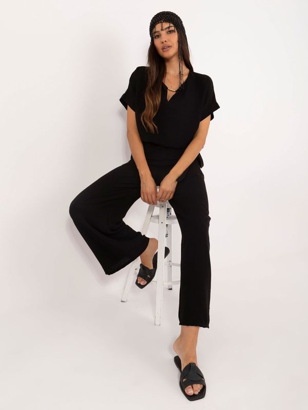 Fashionhunters Black summer set with short sleeves