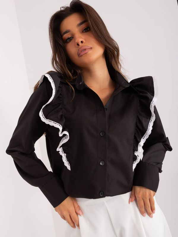 Fashionhunters Black women's shirt with decorative ruffle