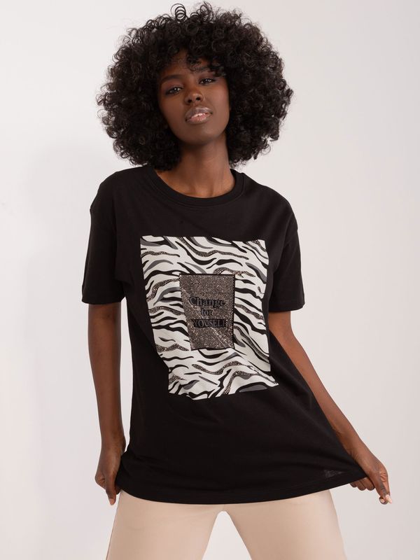 Fashionhunters Black women's T-shirt with rhinestone appliqué