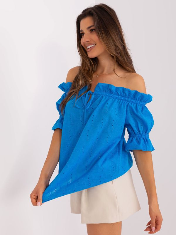 Fashionhunters Blue blouse made of Spanish cotton