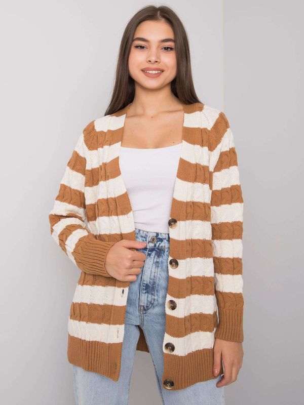 Fashionhunters Camel and cream sweater with braids