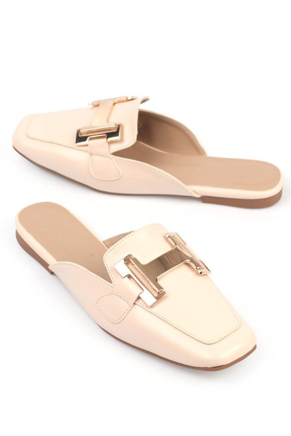 Capone Outfitters Capone Outfitters Capone Flat Toe Women's Ecru Beige Slippers with Metal Accessories