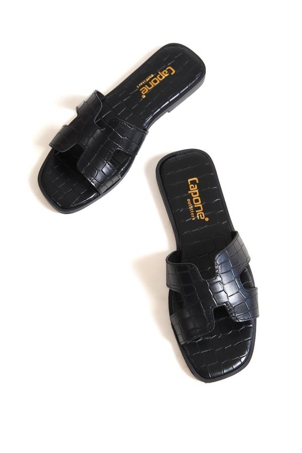 Capone Outfitters Capone Outfitters Capone Halsey Black Women's Slippers