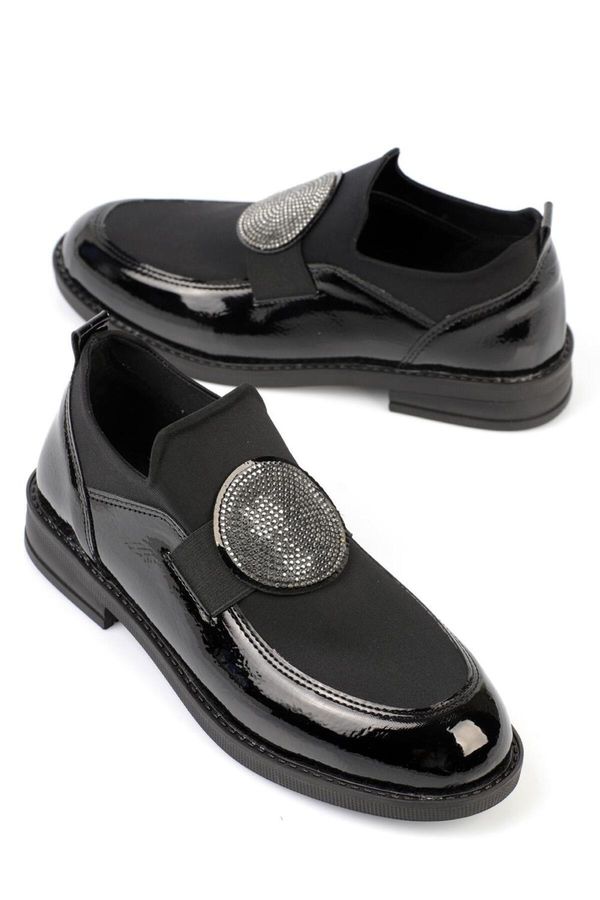 Capone Outfitters Capone Outfitters Capone Short Toe Women's Loafers With Stone Detailed
