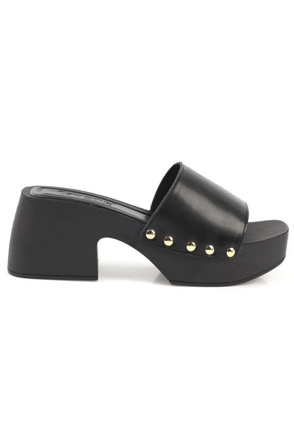 Capone Outfitters Capone Outfitters Capone Women's Boots, Single Band Platform Heels, Black Women's Slippers.