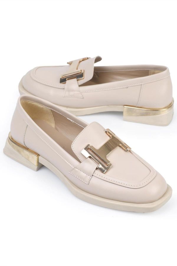 Capone Outfitters Capone Outfitters Capone Women's Chunky Toe Loafers with H Buckles
