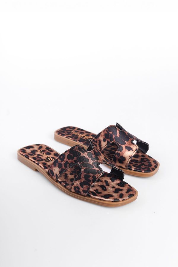 Capone Outfitters Capone Outfitters Halsey Women's Slippers