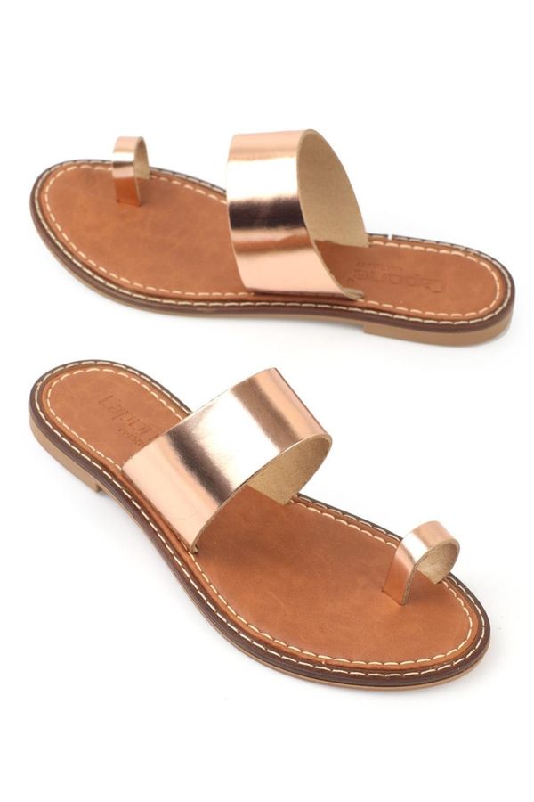 Capone Outfitters Capone Outfitters Mules - Pink - Flat