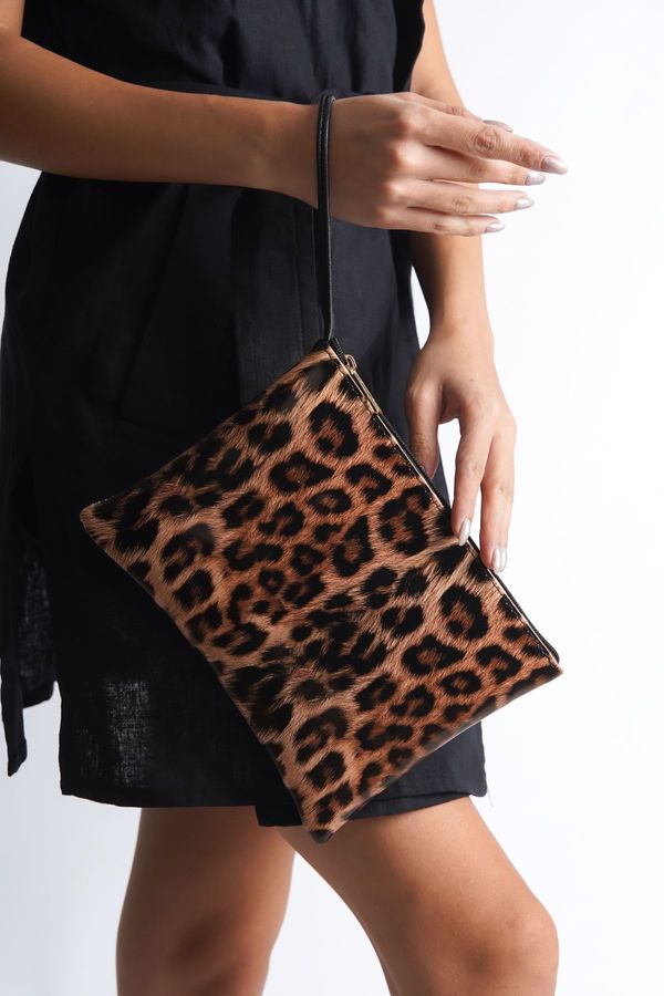 Capone Outfitters Capone Outfitters Paris Patent Leather Leopard Mini Bag