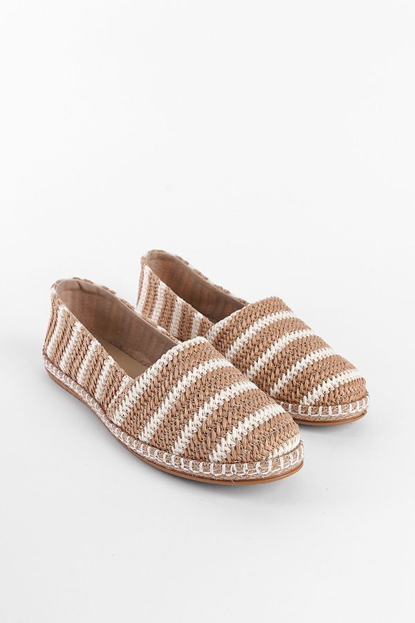 Capone Outfitters Capone Outfitters Pasarella Women's Espadrille