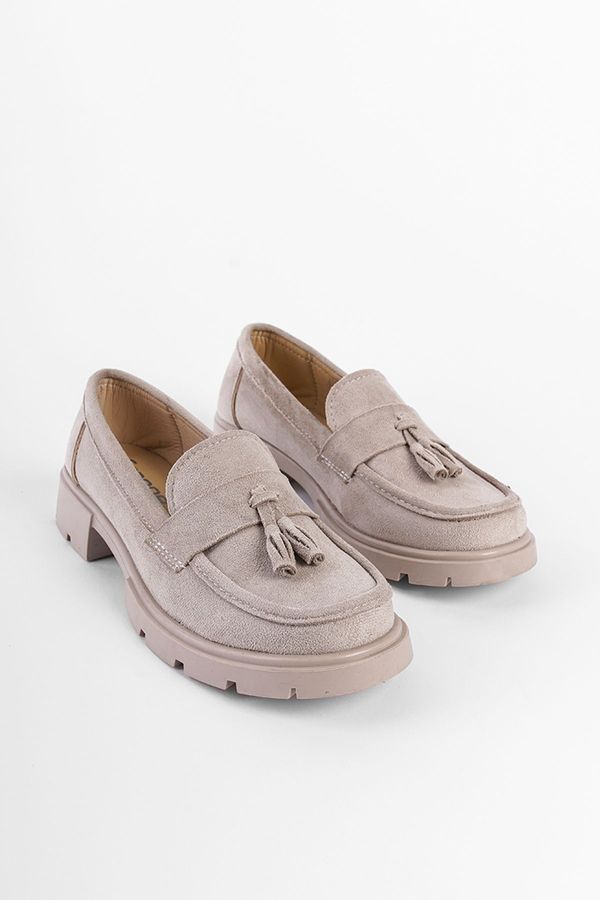 Capone Outfitters Capone Outfitters Trak Sole Tassel Women's Loafer