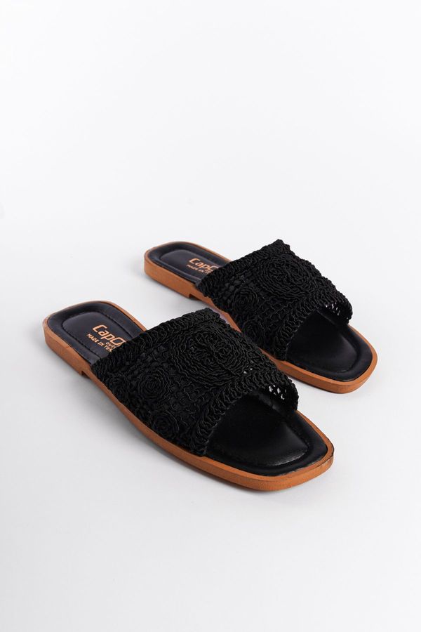 Capone Outfitters Capone Outfitters Women's Knitwear Slippers