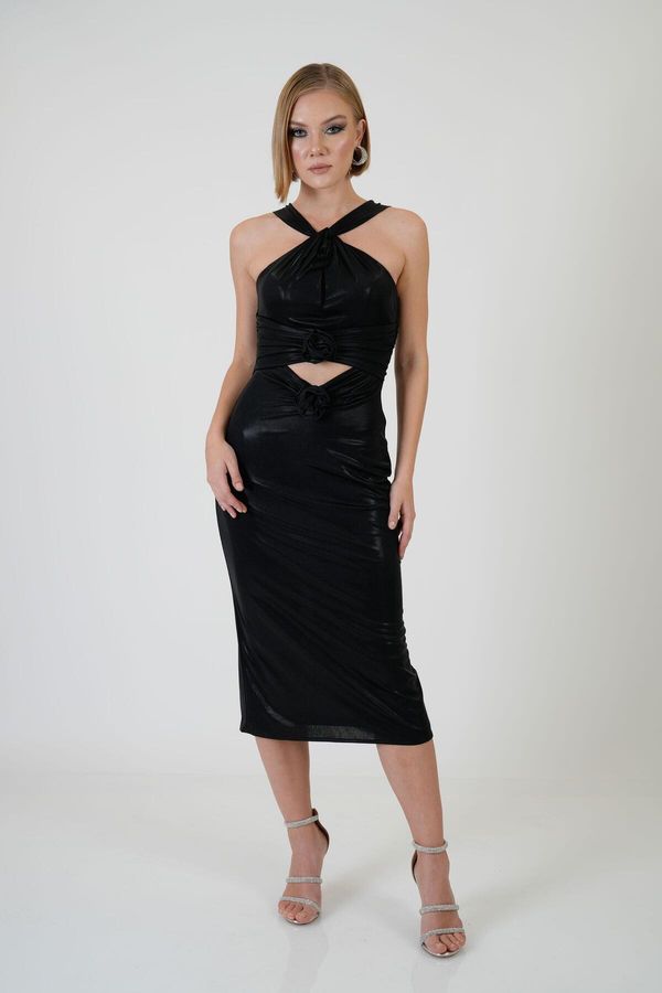 Carmen Carmen Black Rose Detailed Decollete Sandy Evening Dress