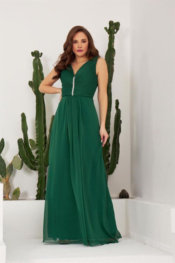 Carmen Carmen Emerald Chiffon Long Evening Dress and Invitation Dress with Stone Collar