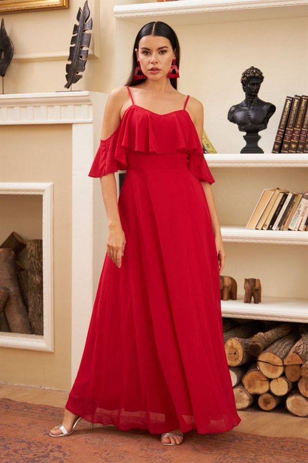 Carmen Carmen Red Evening Dress with Low Sleeves and Straps