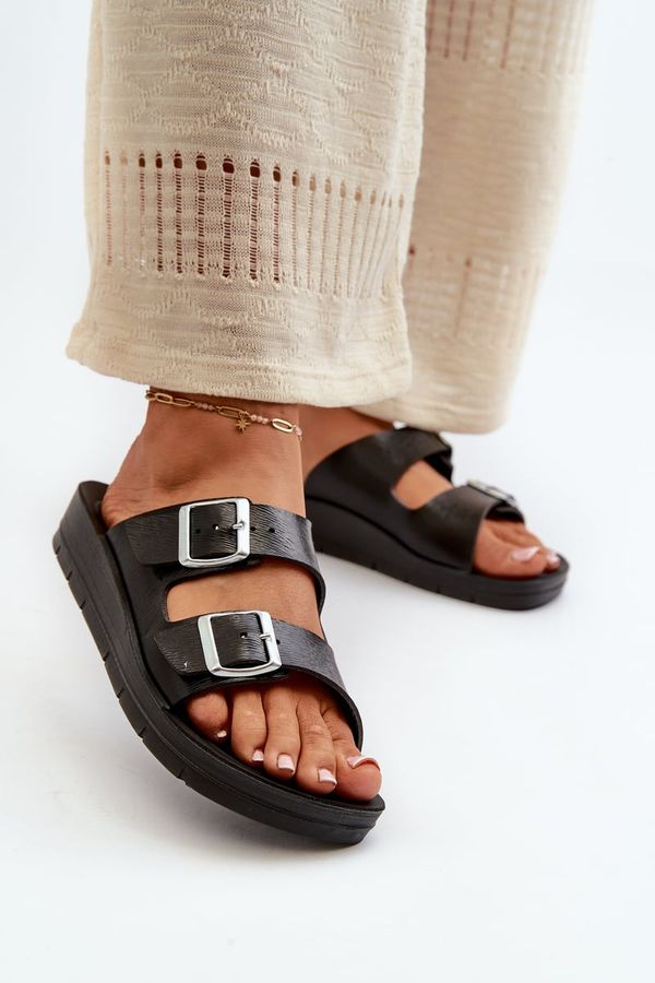 Kesi Comfortable women's slippers with Inblu Black buckles