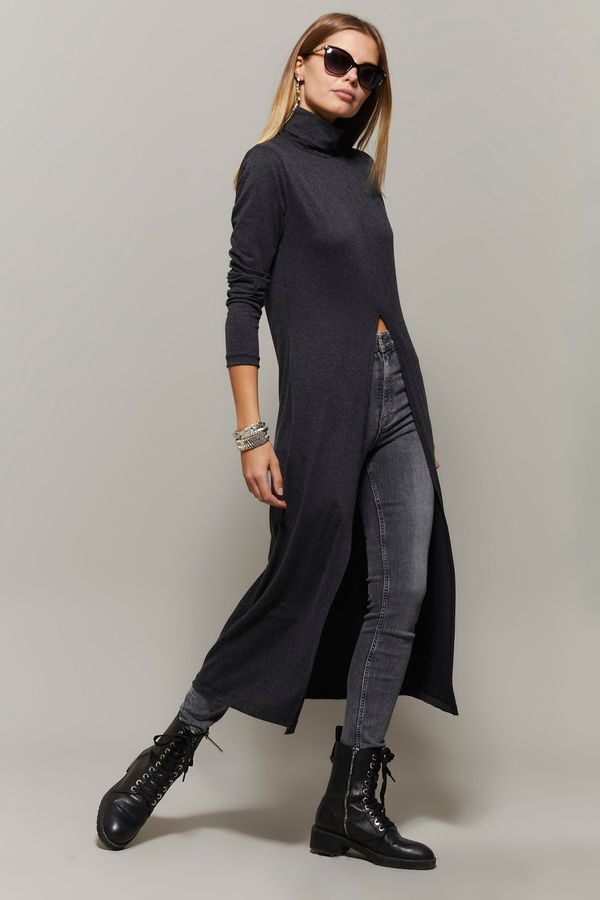 Cool & Sexy Cool & Sexy Women's Anthracite Turtleneck Long Slit Tunic