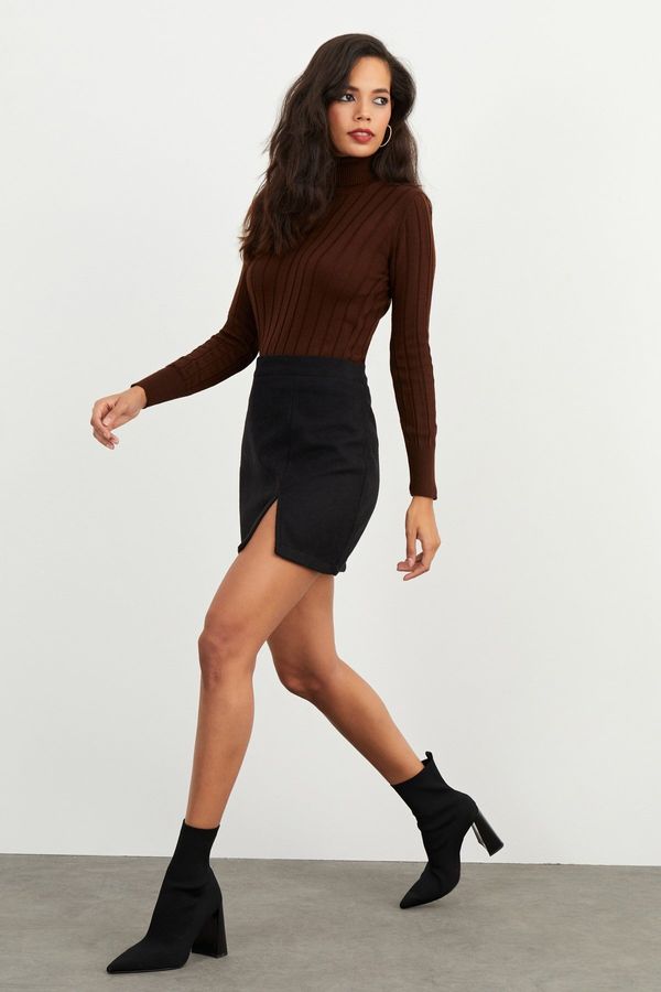 Cool & Sexy Cool & Sexy Women's Black Cachet Mini Skirt KN55