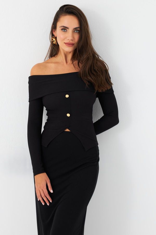 Cool & Sexy Cool & Sexy Women's Black Madonna Collar Blouse RLO77