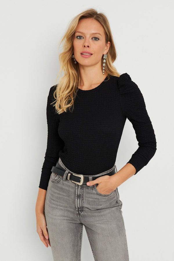 Cool & Sexy Cool & Sexy Women's Cress Blouse Black