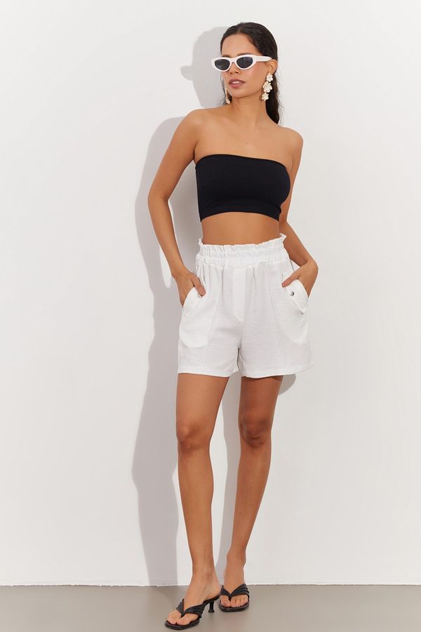 Cool & Sexy Cool & Sexy Women's White Pocket Linen Shorts NH59