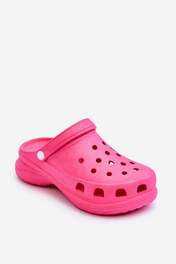Kesi Crocs foam sandals on a robust outsole dark pink Katniss