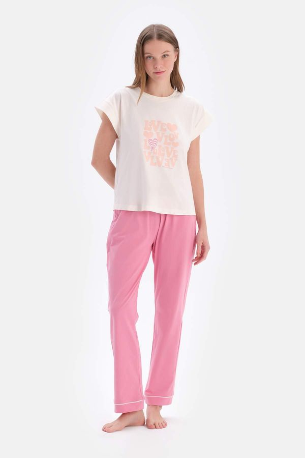 Dagi Dagi Ecru Short Sleeve Piece Printed T-Shirt Trousers Pajamas Set