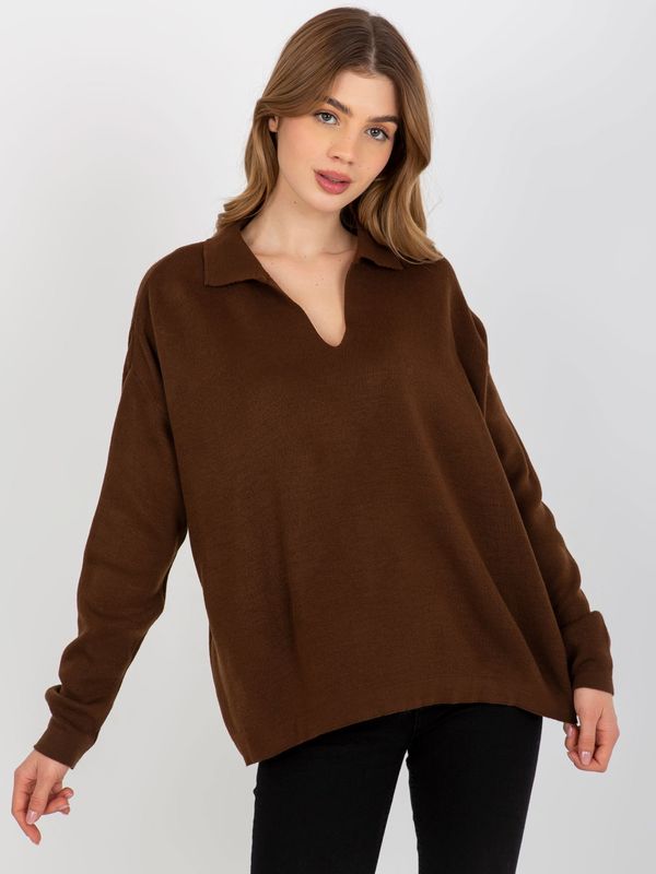 Fashionhunters Dark brown smooth oversize sweater with collar