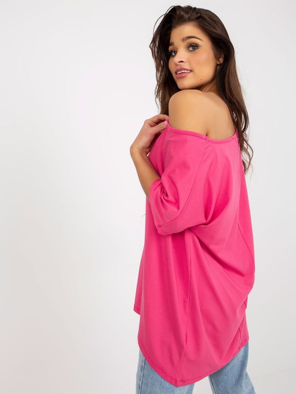 Fashionhunters Dark pink basic oversized viscose blouse