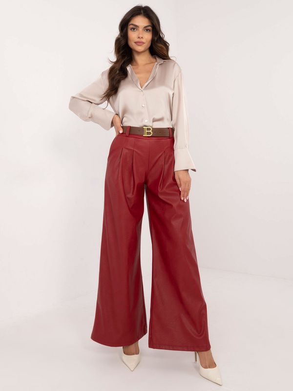 Fashionhunters Dark red women's trousers made of eco-leather with insulation