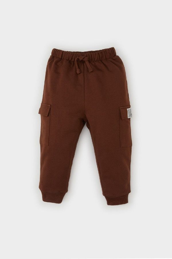 DEFACTO DEFACTO Baby Boy Regular Fit Label Printed Elastic Waist Leg Cargo Pocket Sweatpants