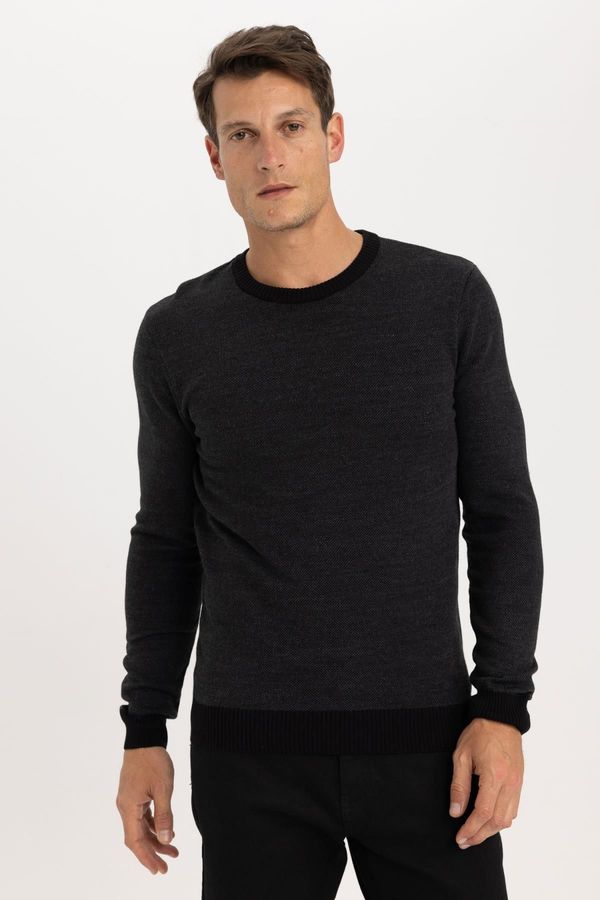 DEFACTO DEFACTO Black Standard Fit Regular Cut Crew Neck Knitwear Sweater