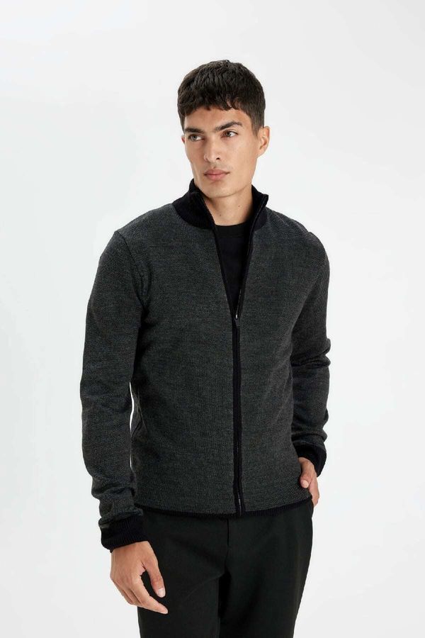 DEFACTO DEFACTO Black Standard Fit Regular Cut Stand Collar Zippered Knitwear Cardigan