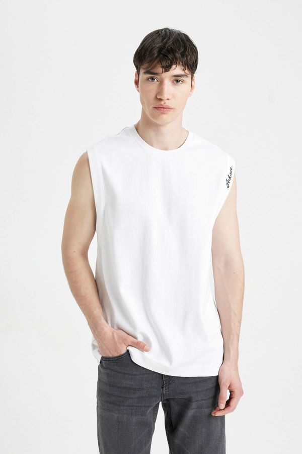 DEFACTO DEFACTO Boxy Fit Printed Crew Neck Heavy Fabric Undershirt