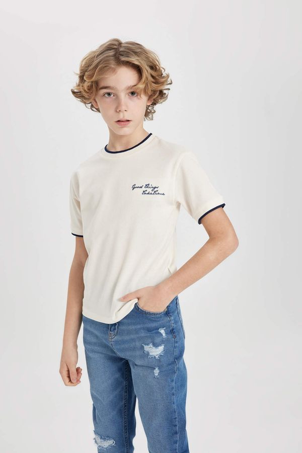 DEFACTO DEFACTO Boy Crew Neck Embroidered Pique Short Sleeve T-Shirt