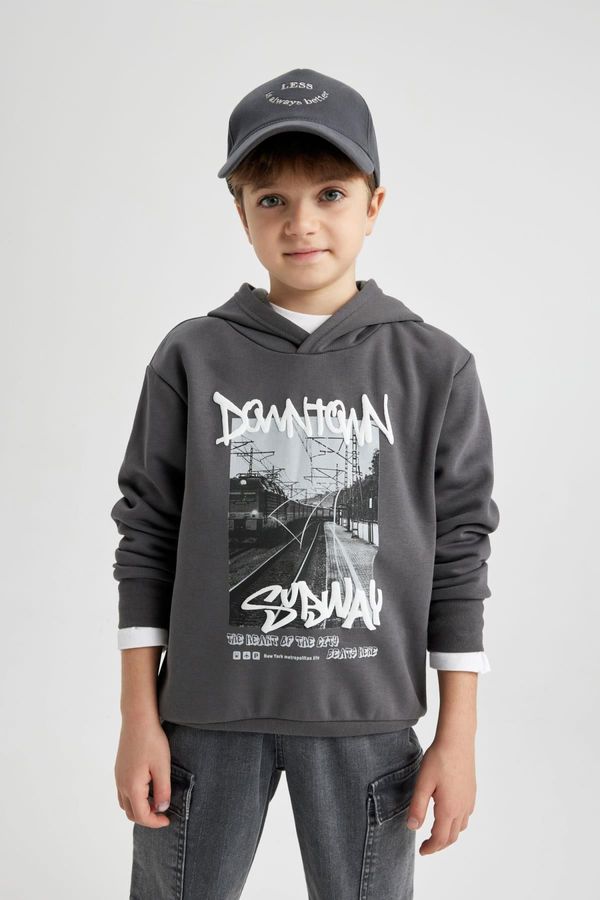 DEFACTO DEFACTO Boy&#39;s Hooded Printed Thick Sweatshirt