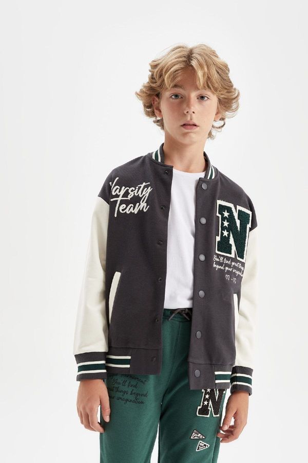 DEFACTO DEFACTO Boys College Collar Snap Closure Double Pocket Seasonal Bomber Cardigan