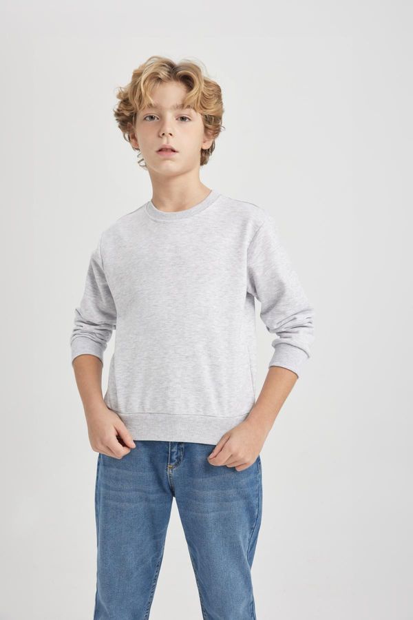 DEFACTO DEFACTO Boy's Crew Neck Basic Sweatshirt