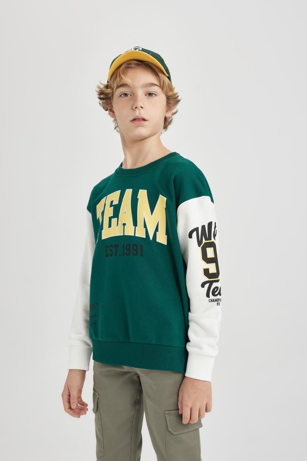 DEFACTO DEFACTO Boy's Oversize Fit Crew Neck Printed Sweatshirt