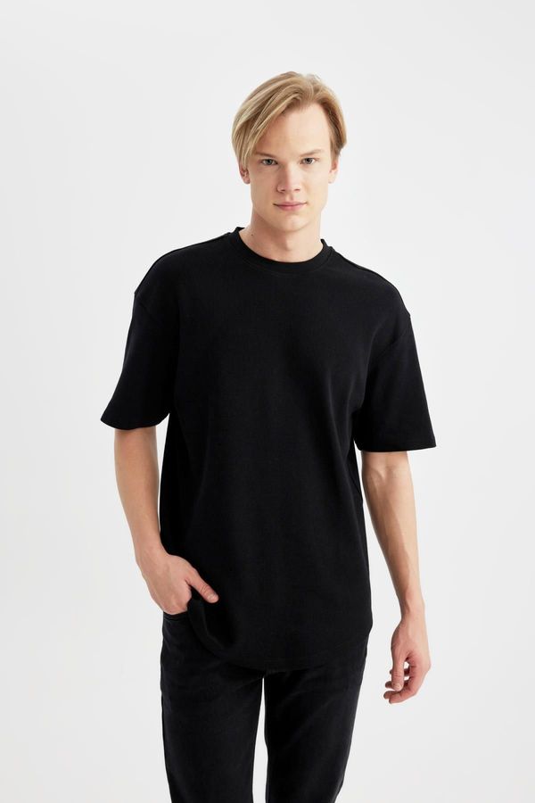 DEFACTO DEFACTO Comfort Regular Fit Relaxed Pattern Crew Neck Short Sleeve Basic T-Shirt