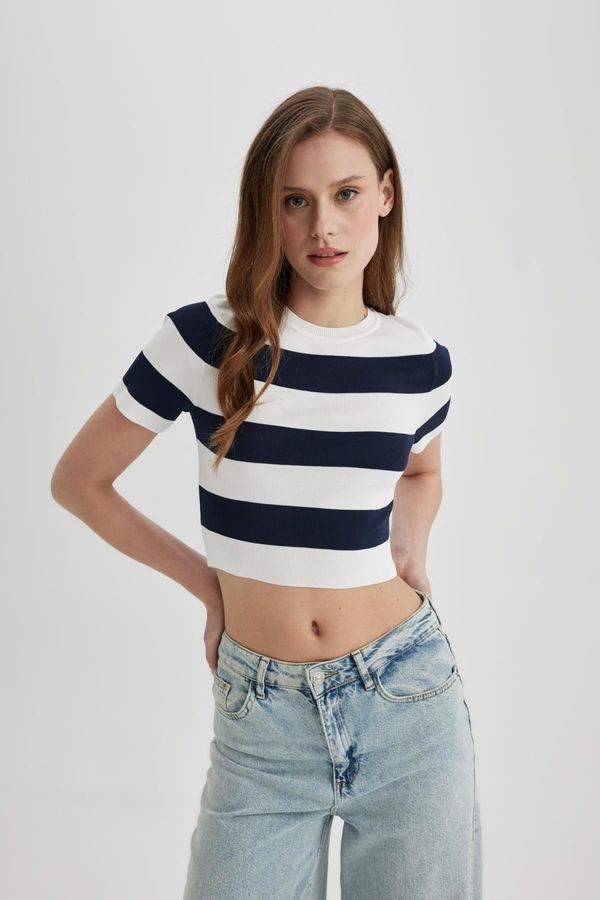 DEFACTO DEFACTO Crop Striped Crew Neck Short Sleeve Knitted T-Shirt