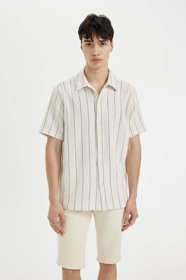 DEFACTO DEFACTO DFC - Regular Fit Striped Cotton Short Sleeve Shirt