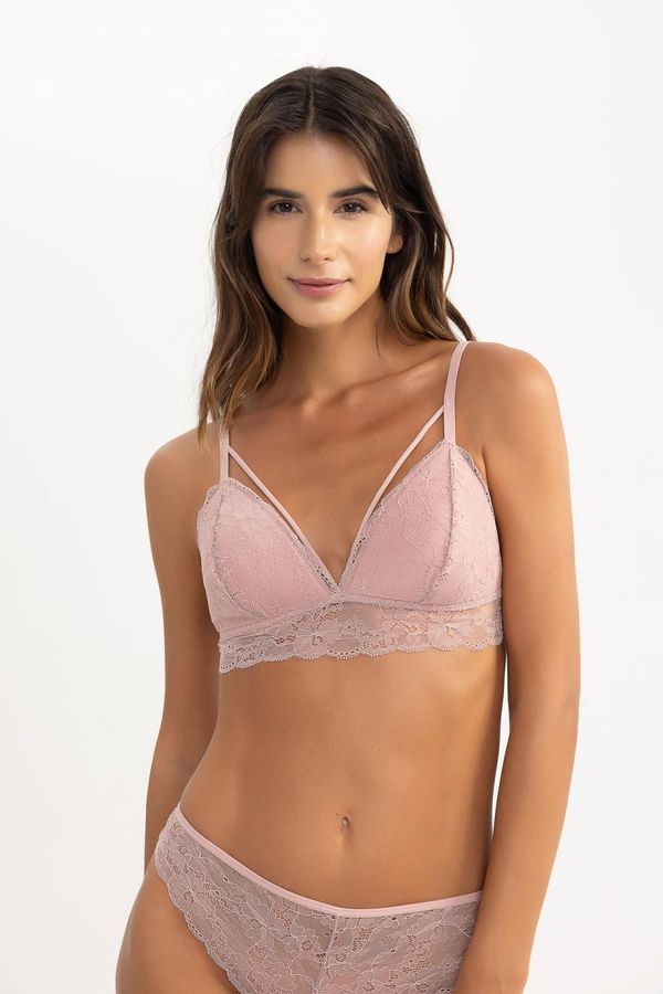 DEFACTO DEFACTO Fall In Love Lace Padded Triangle Bralette