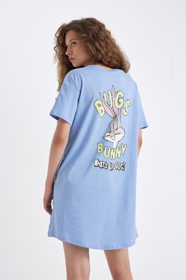 DEFACTO DEFACTO Fall In Love Looney Tunes Regular Fit Crew Neck Short Sleeve Nightgown