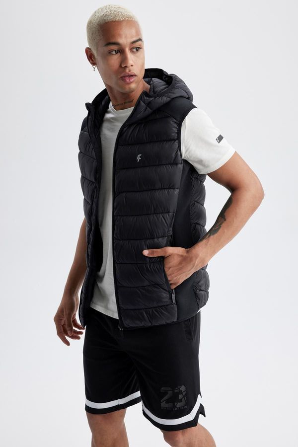 DEFACTO DEFACTO Fit Slim Fit Hooded Side Squba Fabric Puffer Vest