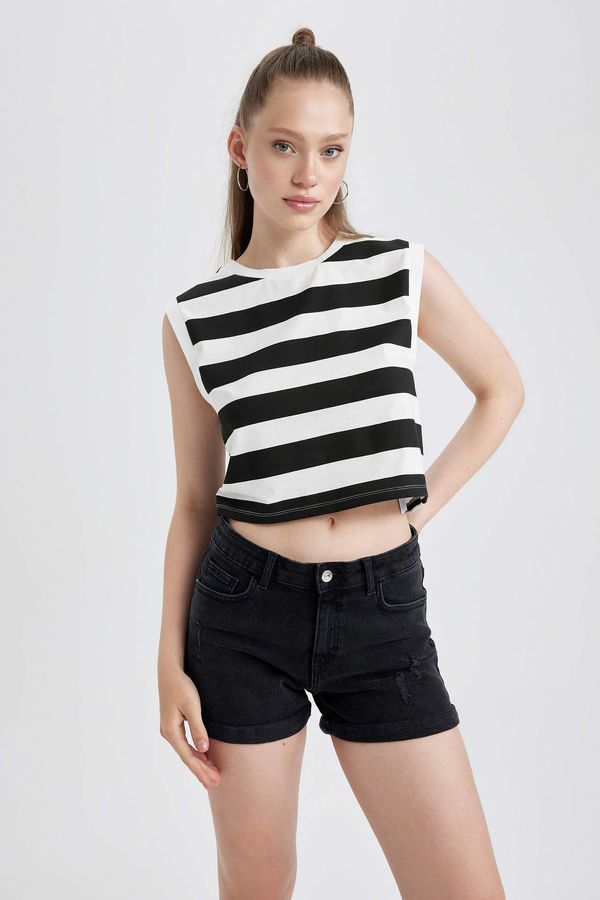 DEFACTO DEFACTO Fitted Patterned Cotton Crop Top