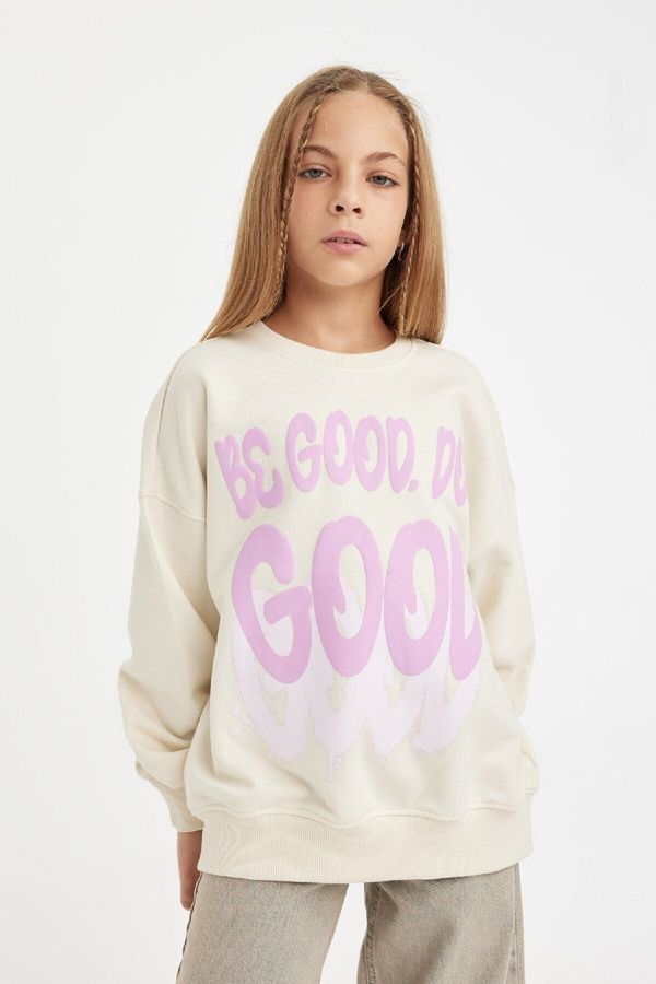 DEFACTO DEFACTO Girl Ecru Oversize Fit Wide Mold Crew Neck Slogan Printed Sweatshirt