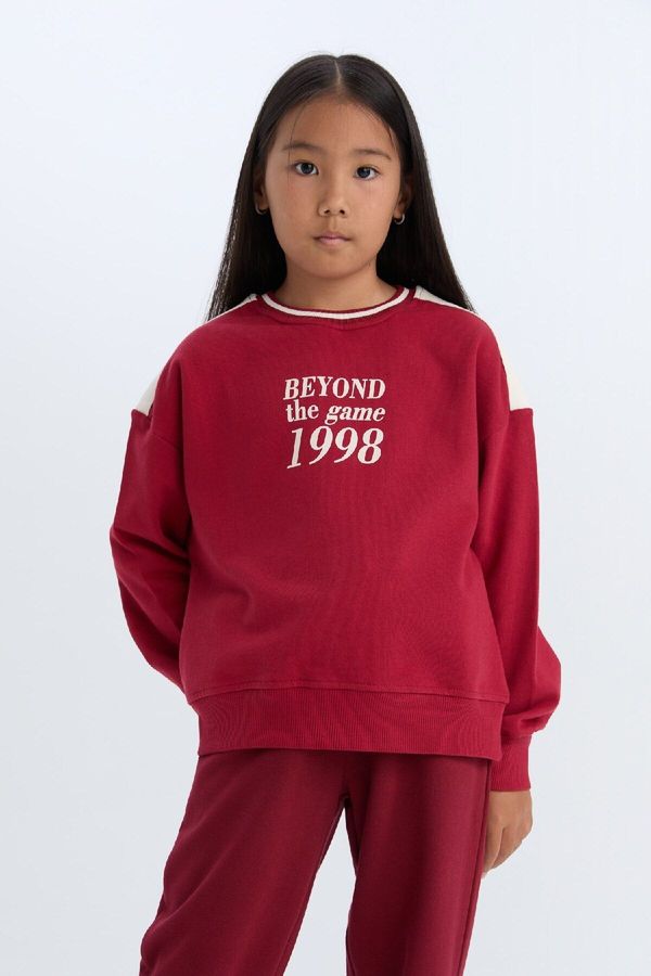 DEFACTO DEFACTO Girl Relax Fit Crew Neck Printed Soft Furry Sweatshirt