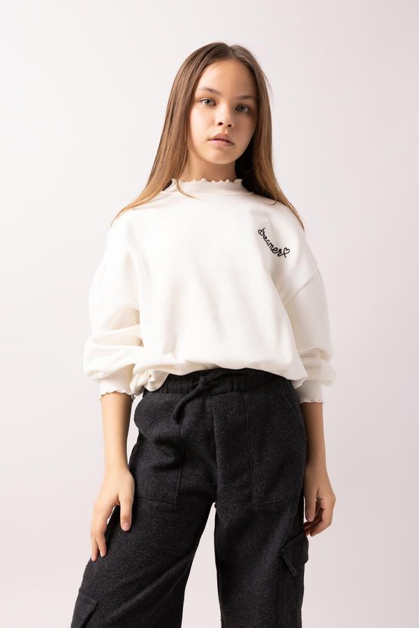 DEFACTO DEFACTO Girl's Oversize Fit Embroidered Sweatshirt