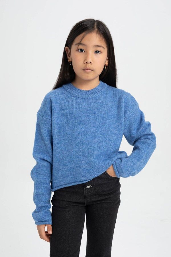 DEFACTO DEFACTO Girl's Standard Fit Crew Neck Sweater